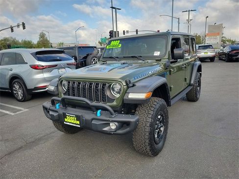 Used 2023 Jeep Wrangler Unlimited Rubicon 4xe image 2