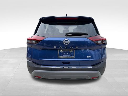 Used 2023 Nissan Rogue SV w/ SV Premium B Package FWD image 7