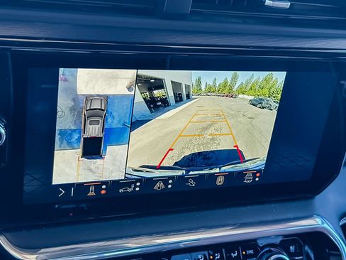 Used 2024 GMC Sierra 1500 Denali Ultimate AWD/4WD image 18