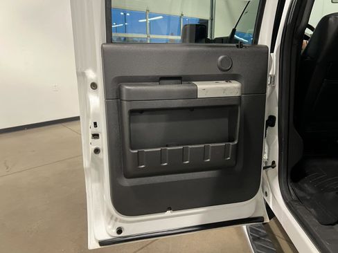 Used 2014 Ford F350 Lariat w/ Lariat Ultimate Package image 30
