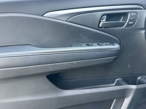 Certified 2023 Honda Passport EX-L image 11