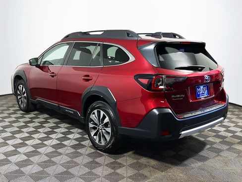 Used 2025 Subaru Outback Limited AWD/4WD image 5