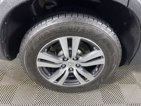 Used 2018 Honda Pilot EX-L image 17