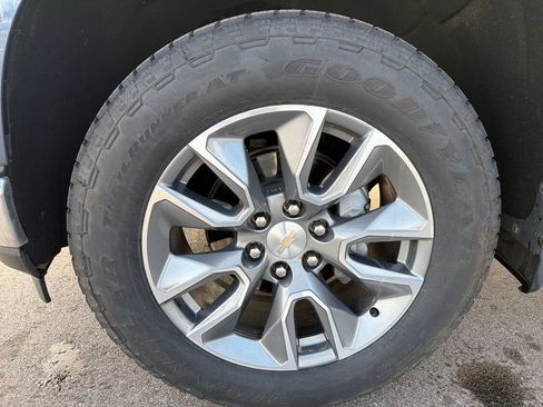 Used 2021 Chevrolet Silverado 1500 LT w/ All Star Edition Plus image 48
