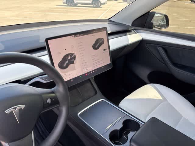 Used 2022 Tesla Model Y Performance AWD/4WD image 21
