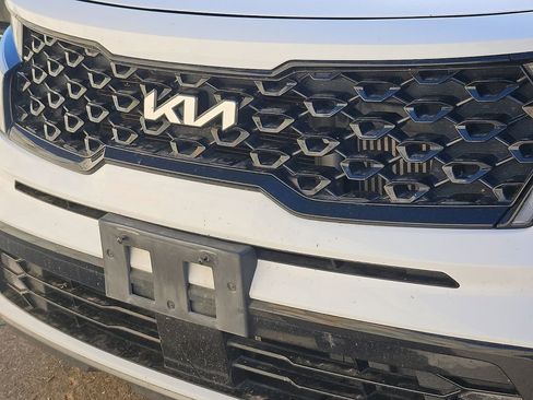 Used 2022 Kia Sorento SX AWD/4WD image 4