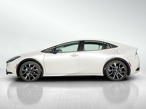 New 2026 Toyota Prius XSE Premium image 4