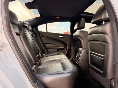 Used 2022 Dodge Charger SXT w/ Leather Interior Group RWD image 21