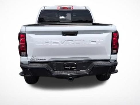 Used 2024 Chevrolet Colorado Trail Boss w/ Advanced Trailering Package AWD/4WD image 10