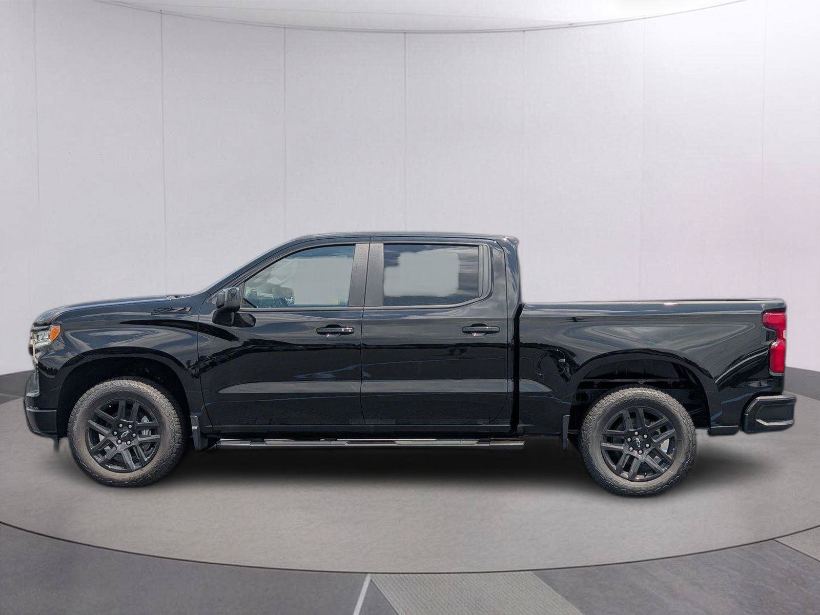 New 2026 Chevrolet Silverado 1500 RST w/ Convenience Package II AWD/4WD image 2