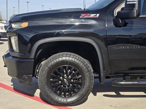 Used 2021 Chevrolet Silverado 2500 LTZ w/ LTZ Plus Package image 6
