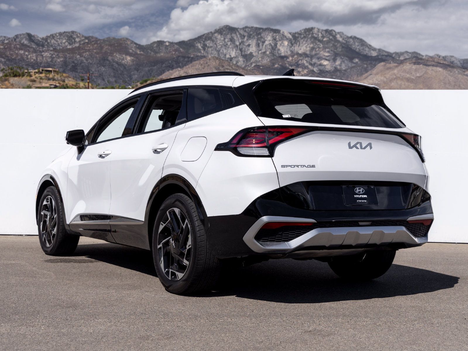 Used 2023 Kia Sportage SX FWD image 4