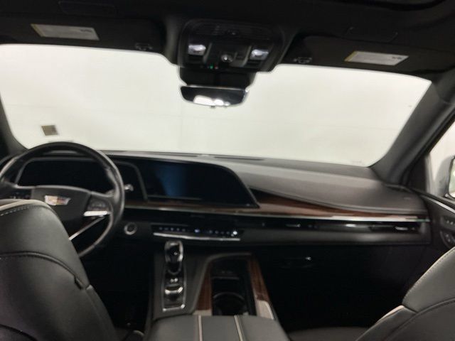 Used 2021 Cadillac Escalade Premium Luxury w/ Heavy-Duty Trailer Package AWD/4WD image 24