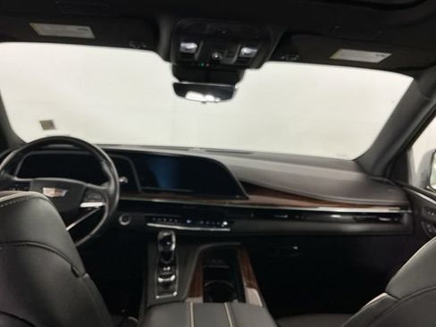 Used 2021 Cadillac Escalade Premium Luxury w/ Heavy-Duty Trailer Package AWD/4WD image 24