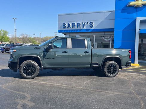 New 2026 Chevrolet Silverado 2500 LT w/ Trail Boss Package image 2