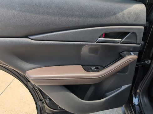 Used 2025 MAZDA CX-30 AWD 2.5 S w/ Premium Package image 15