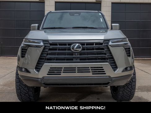Used 2026 Lexus GX 550 AWD/4WD image 4