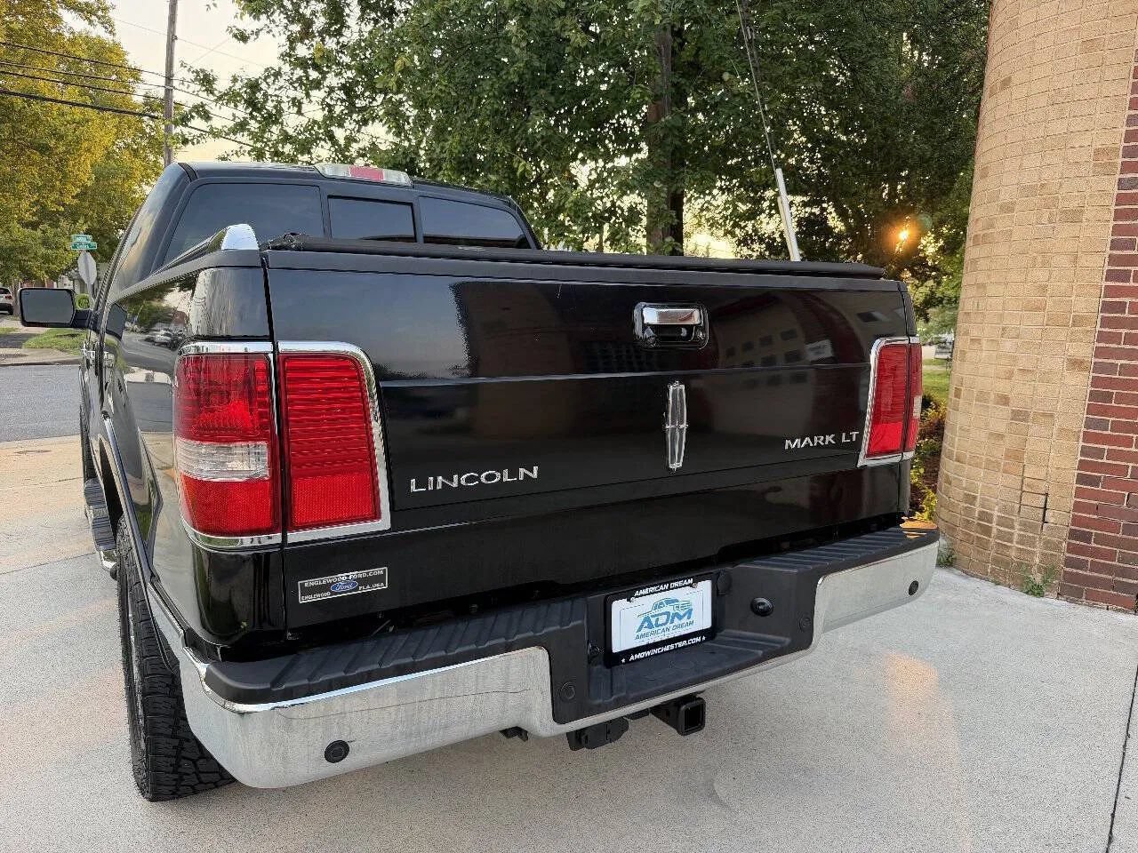 Used 2008 Lincoln Mark LT 4x4 image 17