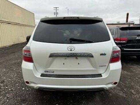 Used 2010 Toyota Highlander Limited image 4