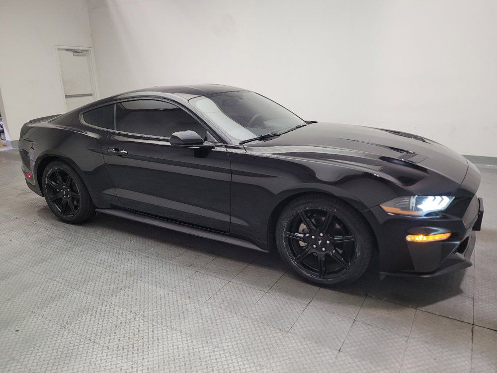 Used 2019 Ford Mustang Coupe w/ Black Accent Package RWD image 11