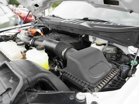 Used 2022 Ford F150 Platinum w/ Equipment Group 701A High AWD/4WD image 31