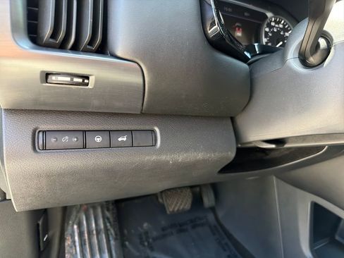 Used 2023 Nissan Pathfinder SL w/ SL Premium Package AWD/4WD image 26