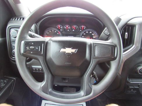 Used 2022 Chevrolet Silverado 2500 W/T w/ WT Convenience Package AWD/4WD image 36
