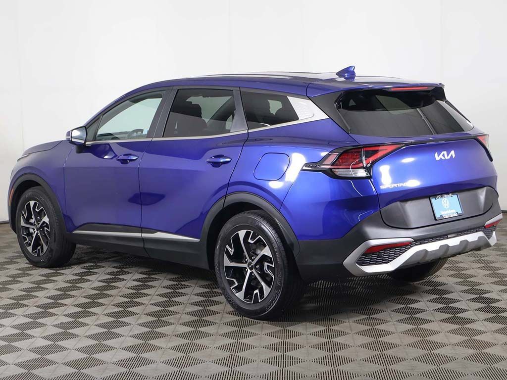 Used 2023 Kia Sportage EX FWD image 9