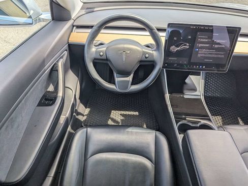 Used 2018 Tesla Model 3 Mid Range RWD image 14