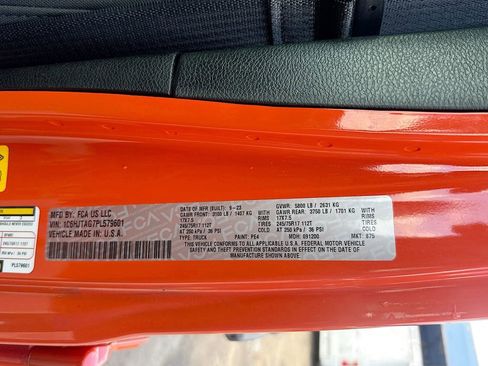 Used 2023 Jeep Gladiator Sport image 36