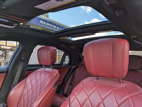 Used 2021 Mercedes-Benz S 580 4MATIC Sedan w/ AMG Line image 30