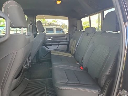 Used 2021 RAM 1500 Big Horn image 12