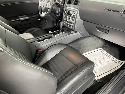 Used 2014 Dodge Challenger R/T Plus RWD image 33