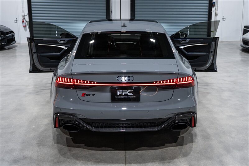 Used 2021 Audi RS 7 Sportback w/ Carbon Optic Package AWD/4WD image 42