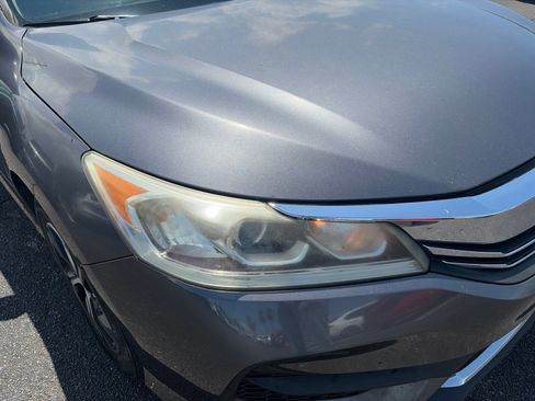 Used 2017 Honda Accord LX image 19