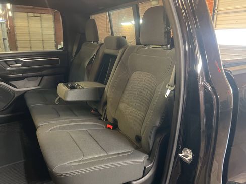 Used 2021 RAM 1500 Big Horn AWD/4WD image 17