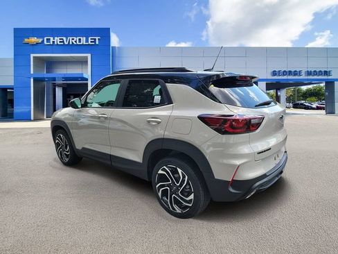 Used 2026 Chevrolet TrailBlazer RS FWD image 3