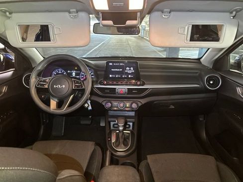 Certified 2023 Kia Forte LXS FWD image 6