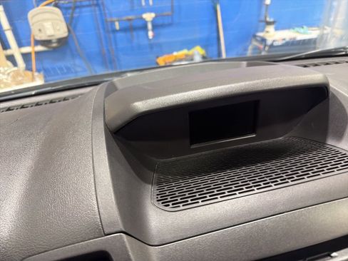 Used 2018 Ford Transit 150 XL image 13