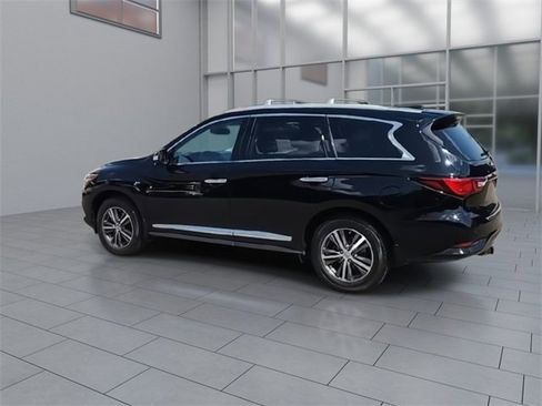 Used 2019 INFINITI QX60 Luxe w/ Essential Package image 6