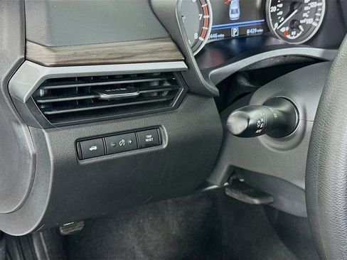 Used 2024 Nissan Altima 2.5 SV image 17