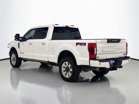 Used 2020 Ford F350 Platinum w/ FX4 Off-Road Package image 4