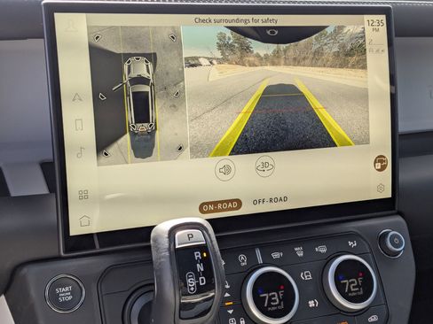 New 2026 Land Rover Defender 130 X-Dynamic SE image 13