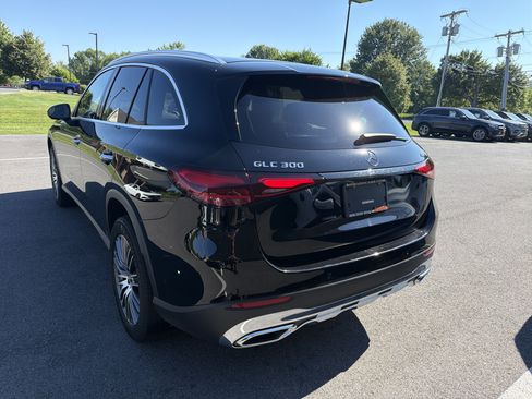 Certified 2025 Mercedes-Benz GLC 300 4MATIC image 5