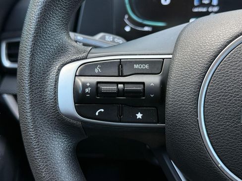Certified 2025 Kia Sportage LX AWD/4WD image 28