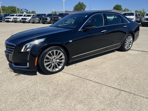 Used 2017 Cadillac CT6 Luxury AWD/4WD image 10