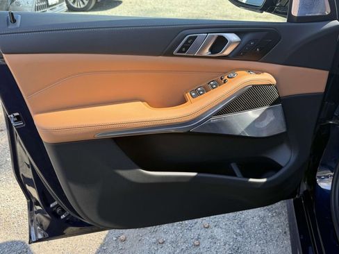 Used 2025 BMW X5 M60i image 16