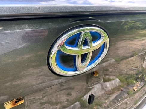 Used 2019 Toyota RAV4 XLE w/ Convenience Package AWD/4WD image 30