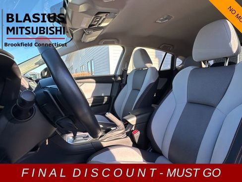 Used 2023 Subaru Crosstrek 2.0i Premium image 13