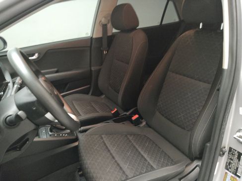 Used 2023 Kia Rio LX FWD image 17